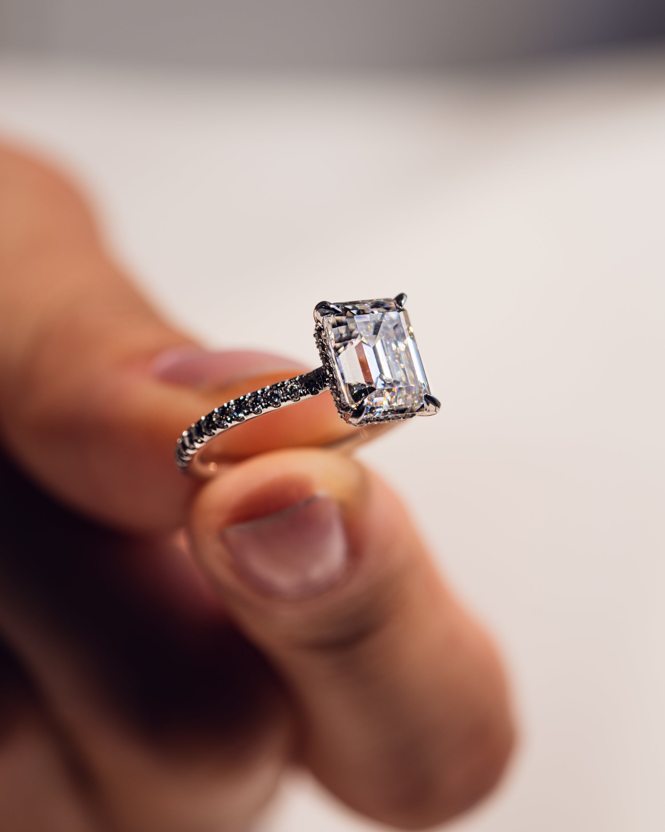 Jasmin (med pavé) – Smaragd | Sølv